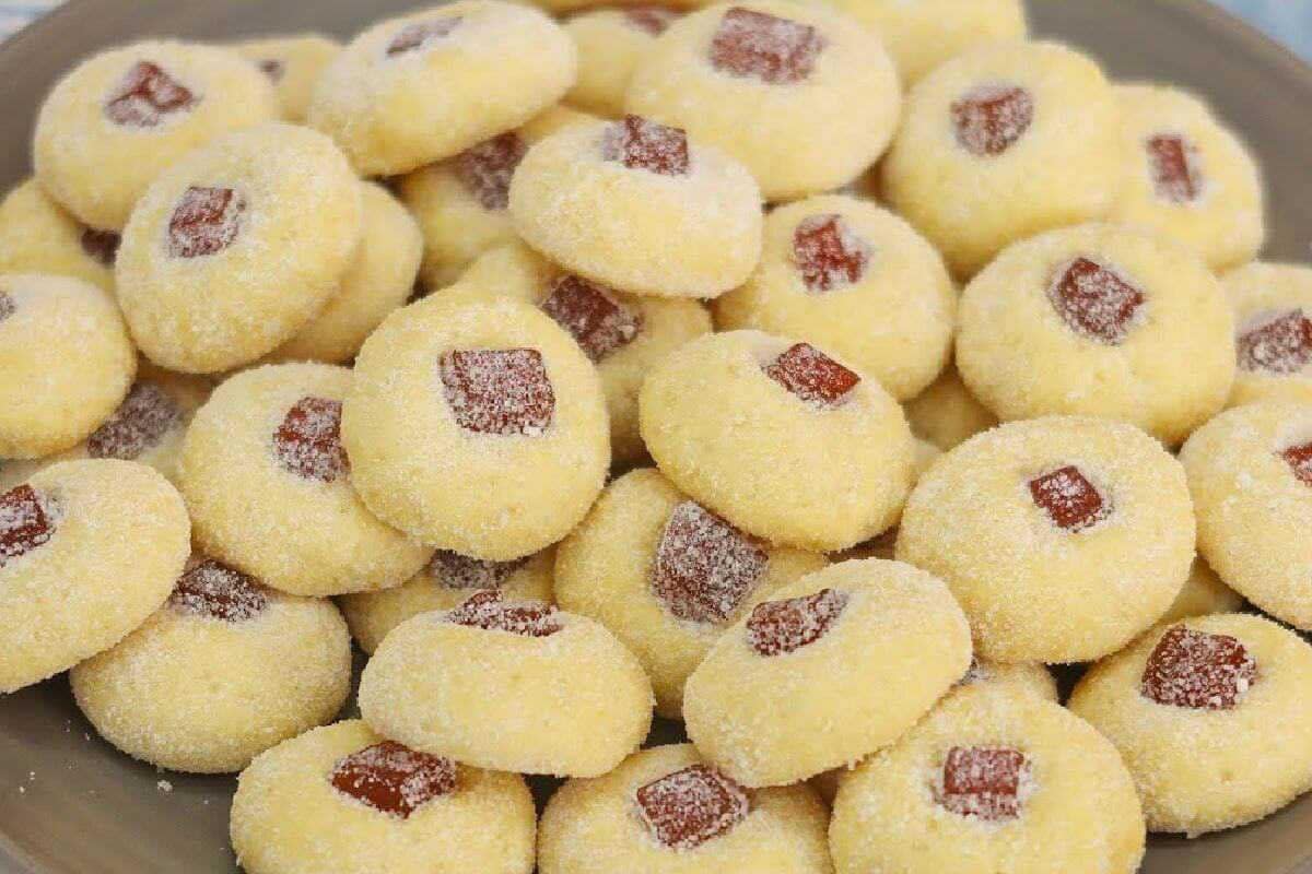 Biscoito amanteigado com goiabada que derrete na boca Biscoito amanteigado com goiabada que derrete na boca