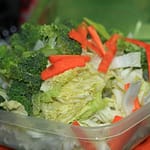 Como fazer a salada perfeita: guia completo para uma explosão de sabores frescos Como fazer a salada perfeita: guia completo para uma explosão de sabores frescos