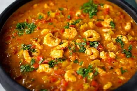 Moqueca Rápida de Camarão MOQUECA RÁPIDA DE CAMARÃO