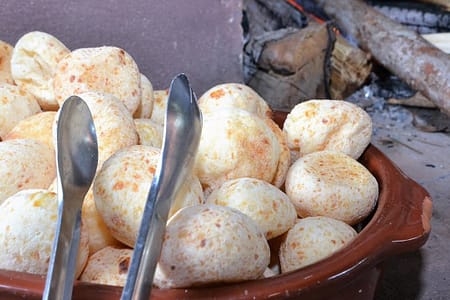 Pão de queijo rápido PÃO DE QUEIJO RÁPIDO