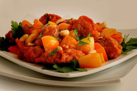 Carne de Porco com Abacaxi