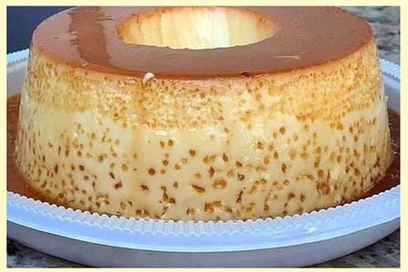 Pudim com Furinhos Delicioso Pudim com Furinhos
