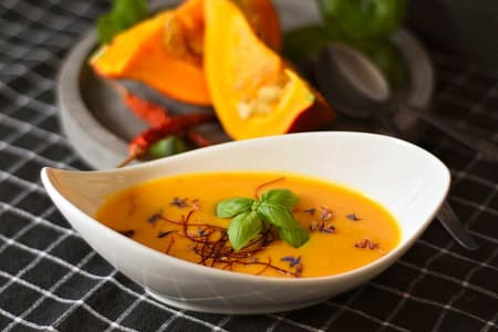 Sopa Cremosa de Legumes: Receita Fácil, Nutritiva e Perfeita para Toda a Família Sopa Cremosa de Legumes