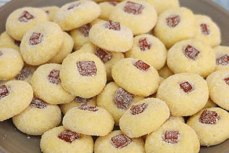 Biscoito Amanteigado Com Goiabada Que Derrete Na Boca E Nao Da Para Comer Um So Veja A Receita